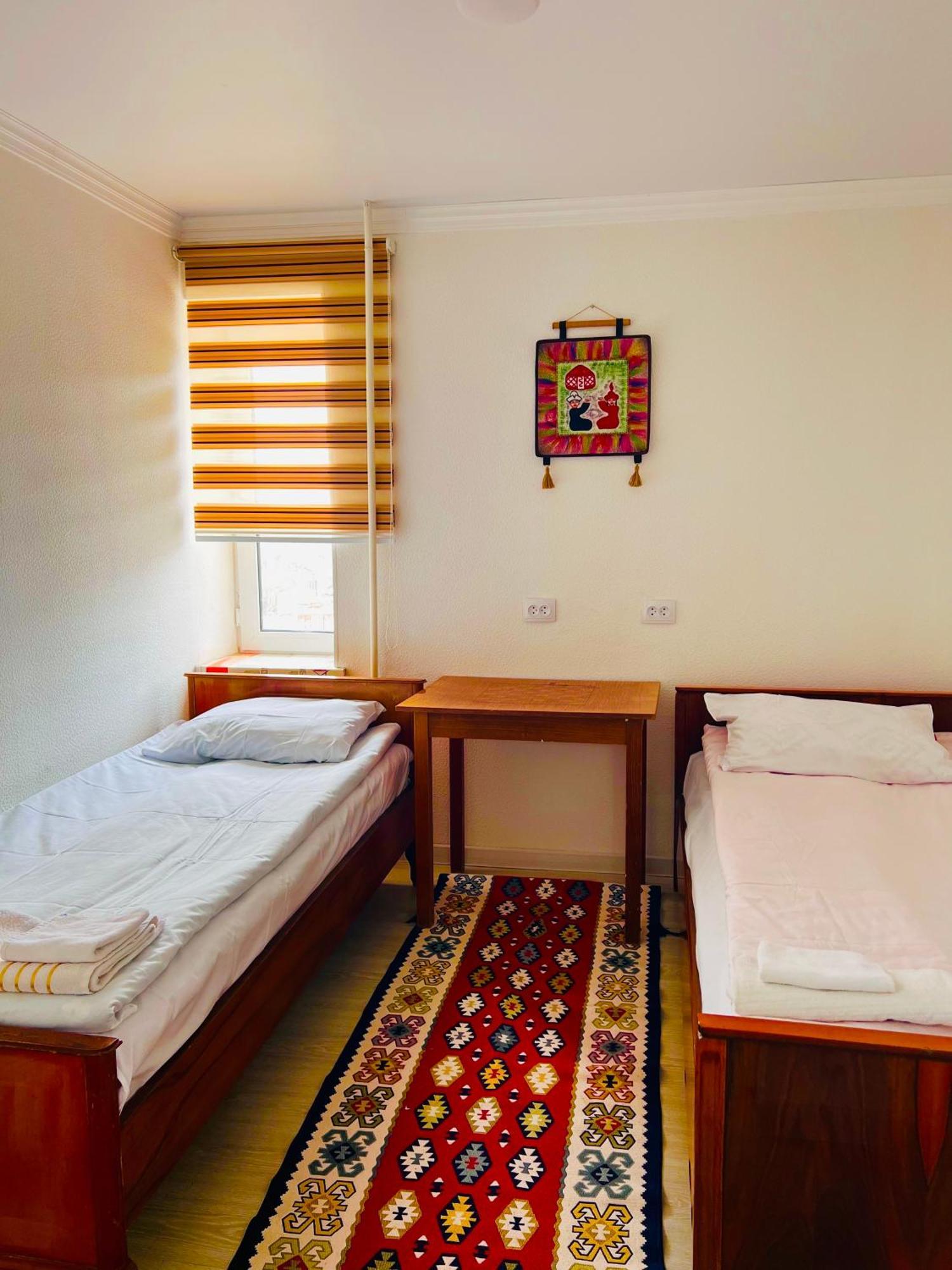 Tumar Guest House Naryn 外观 照片